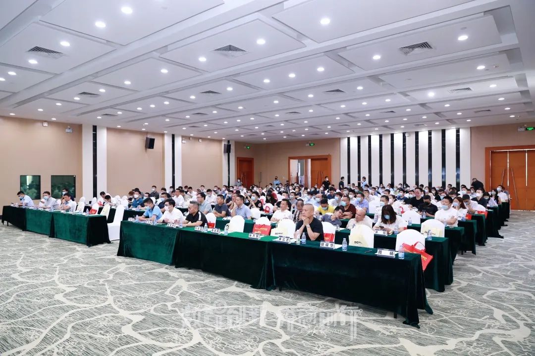 数智创新·锐意前行广东省橱柜业商会四届一次全体会员大会暨第二届中国不锈钢橱柜行业高峰论坛完满召开配图2