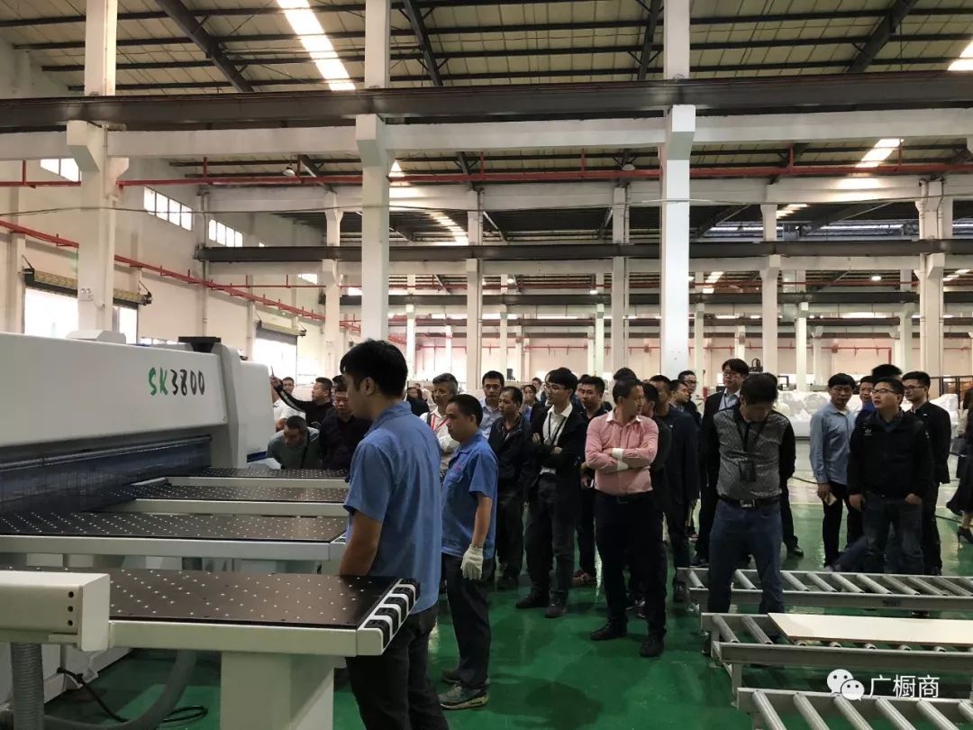 聚焦 | “智赢未来”广东省橱柜业商会2018年会之 智造之旅封面图