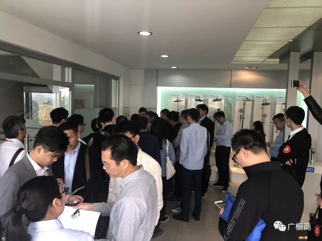 聚焦 | “智赢未来”广东省橱柜业商会2018年会之 智造之旅配图6