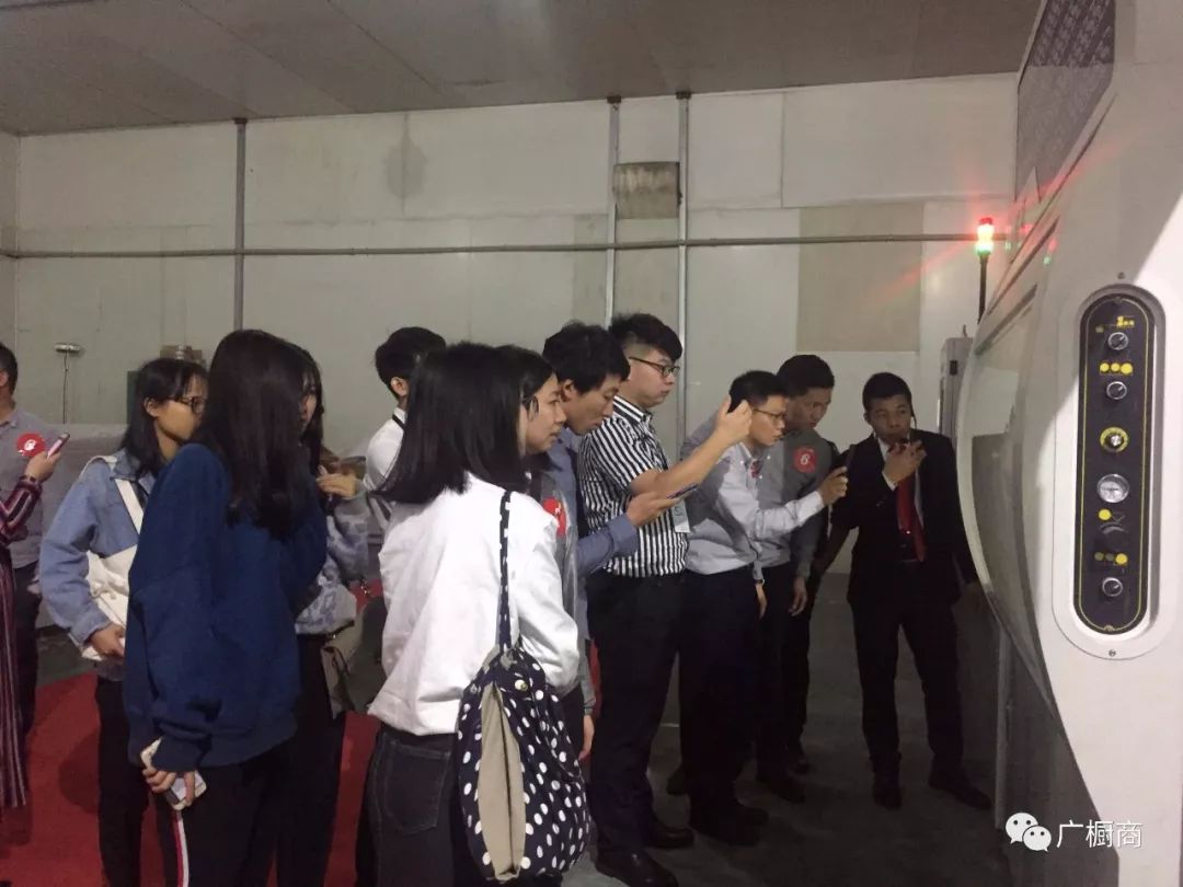 聚焦 | “智赢未来”广东省橱柜业商会2018年会之 智造之旅配图3