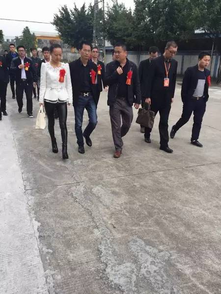 广东省橱柜业商会携行业精英参观深圳松博宇实业有限公司、深圳市得宝实业发展有限公司配图5