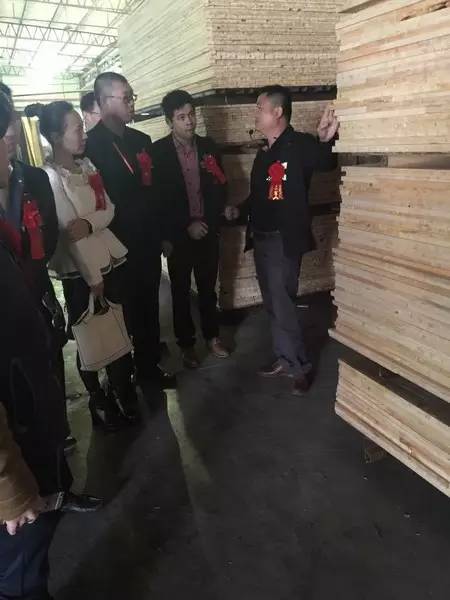 广东省橱柜业商会携行业精英参观深圳松博宇实业有限公司、深圳市得宝实业发展有限公司配图6