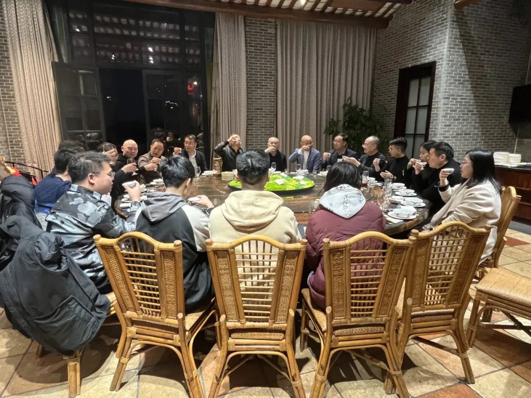 广东省橱柜业商会四届九次常务理事会议顺利召开封面图