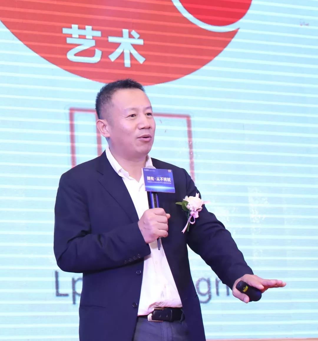 法迪奥——现代厨房与传统工艺品的完美结合封面图