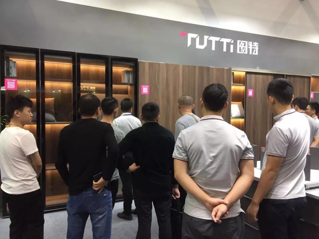 图特亮相2019东莞家具机械及材料展配图4