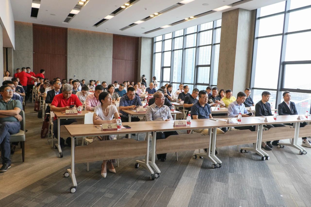 华立饰板产品发布暨流行趋势分享会圆满成功配图21