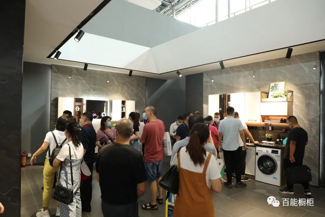 百能家居参展2020中国建博会(广州)第一天配图2