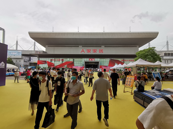 从华帝家居的“逆袭”看大家居品牌的转型突围配图1