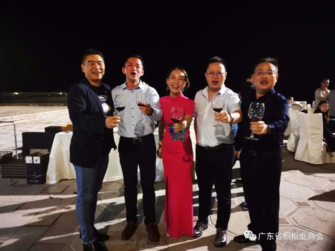 热烈祝贺广东省橱柜业商会三届二次理事会议胜利召开配图19