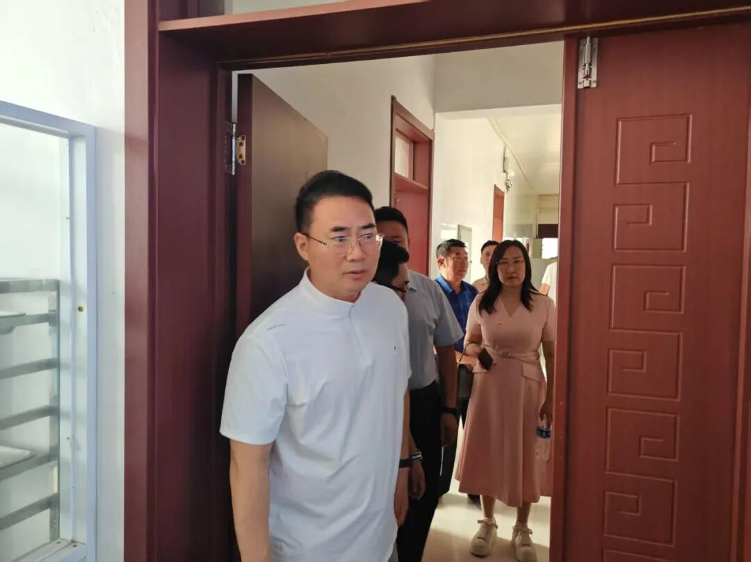 党建 | 中共广东省橱柜业商会支部委员会代表团赴内蒙古科左后旗开展“爱心食堂”帮扶考察配图12